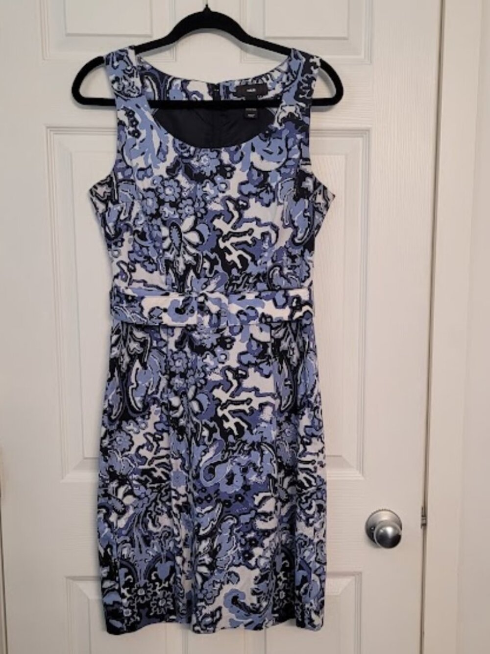 Pretty classic style-H&M-Stretch Cotton dress-bl/wh abstract floral-Size 10-EUC